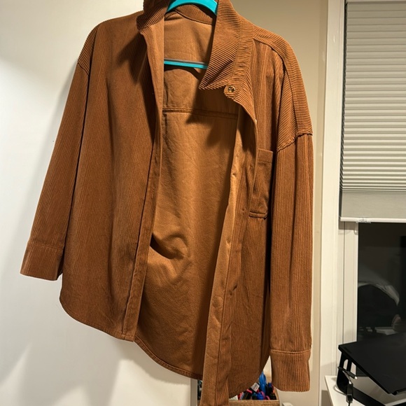 Shacket - Picture 1 of 1